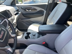 Used 2024 GMC Terrain FWD 4dr SLT at Suburban Ford of Sterling Heights near Sterling Heights, MI