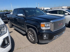 Used 2015 GMC Sierra 1500 4WD Crew Cab Denali at Suburban Ford of Sterling Heights near Sterling Heights, MI