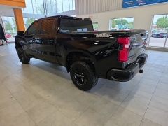 Used 2022  Chevrolet Silverado 1500 4WD Crew Cab 147" LT Trail Boss at Maxx Loans near St&period; Adrian&comma; MI