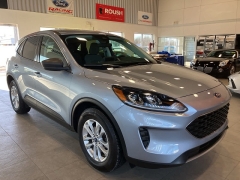 Used 2022  Ford Escape SE AWD at Maxx Loans near St. Adrian, MI