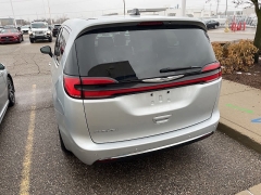 Used 2023  Chrysler Pacifica Touring L FWD at Maxx Loans near St&period; Adrian&comma; MI