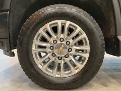 Used 2022  Chevrolet Silverado 2500HD 4WD Crew Cab High Country at Maxx Loans near St&period; Adrian&comma; MI