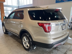 Used 2017  Ford Explorer 4d SUV 4WD XLT at Maxx Loans near St&period; Adrian&comma; MI