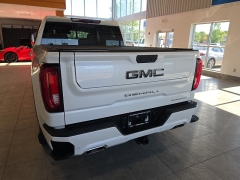 Used 2023  GMC Sierra 1500 4WD Crew Cab 147" Denali Ultimate at Maxx Loans near St&period; Adrian&comma; MI