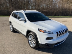 Used 2016 Jeep Cherokee 4WD 4dr Limited at Maxx Loans near ,
