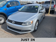 Used 2014 Volkswagen Jetta Sedan 4dr Auto SE PZEV at Suburban Ford of Sterling Heights near Sterling Heights, MI