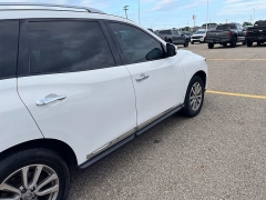 Used 2014  Nissan Pathfinder 4WD 4dr SL at Maxx Loans near St&period; Adrian&comma; MI