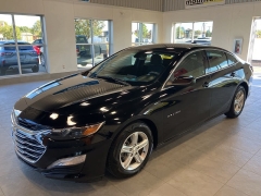  2022 Chevrolet Malibu 4dr Sdn LT at Maxx Loans near St. Adrian, MI
