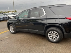 Used 2021 Chevrolet Traverse FWD 4dr LT Cloth w/1LT at Maxx Loans near St. Adrian, MI