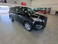 Used 2018  Kia Sorento L FWD at Maxx Loans near St&period; Adrian&comma; MI