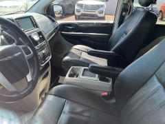 Used 2015 Chrysler Town & Country 4d Wagon Touring L at Maxx Loans near ,