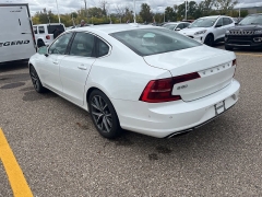 Used 2017 Volvo S90 4d Sedan AWD T6 Momentum at Maxx Loans near St. Adrian, MI