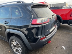 Used 2020  Jeep Cherokee Trailhawk 4x4 at Maxx Loans near St&period; Adrian&comma; MI
