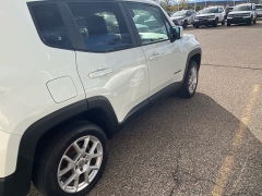 Used 2020  Jeep Renegade Latitude 4x4 at Maxx Loans near St. Adrian, MI