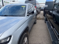 Used 2021 Jeep Grand Cherokee L Limited 4x4 at Suburban Ford of Sterling Heights near Sterling Heights, MI