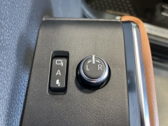 Used 2023  Toyota Highlander AWD (Natl) at Maxx Loans near St. Adrian, MI