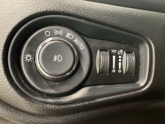 Used 2023  Jeep Renegade Trailhawk 4x4 at Maxx Loans near St. Adrian, MI