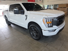 Used 2021  Ford F-150 4WD SuperCrew Box at Maxx Loans near St&period; Adrian&comma; MI