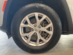 Used 2021  Jeep Grand Cherokee L Limited 4x4 at Maxx Loans near St. Adrian, MI