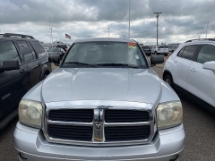 Used 2007 Dodge Dakota 4WD Club Cab SLT at Suburban Ford of Sterling Heights near Sterling Heights, MI