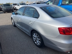 Used 2014 Volkswagen Jetta Sedan 4dr Auto SE PZEV at Suburban Ford of Sterling Heights near Sterling Heights, MI