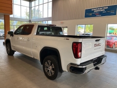 Used 2020 GMC Sierra 1500 4WD Crew Cab SLE at Maxx Loans near St. Adrian, MI