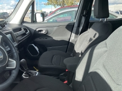 Used 2020  Jeep Renegade Latitude 4x4 at Maxx Loans near St. Adrian, MI