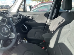 Used 2020  Jeep Renegade Latitude 4x4 at Maxx Loans near St. Adrian, MI