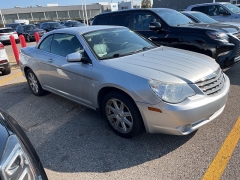 Used 2009  Chrysler Sebring 2d Convertible Touring at Maxx Loans near St. Adrian, MI