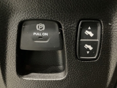 Used 2020  Ram 1500 Big Horn 4x4 Crew Cab 5'7" Box at Maxx Loans near St&period; Adrian&comma; MI