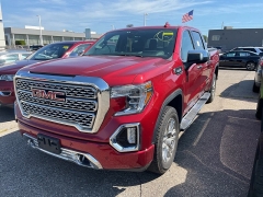 Used 2019 GMC Sierra 1500 4WD Crew Cab Denali at Suburban Ford of Sterling Heights near Sterling Heights, MI