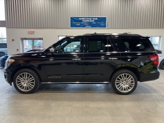 Used 2024  Ford Expedition Platinum 4x4 at Maxx Loans near St&period; Adrian&comma; MI