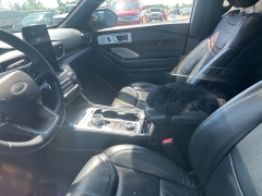 Used 2020 Ford Explorer 4d SUV 4WD Platinum 3.0L EcoBoost at Suburban Ford of Sterling Heights near Sterling Heights, MI