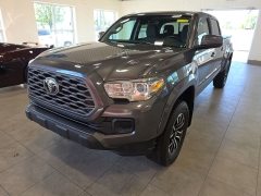 Used 2020  Toyota Tacoma 4WD Double Cab 6' Bed V6 AT &lpar;Natl&rpar; at Maxx Loans near St&period; Adrian&comma; MI