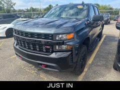 Used 2020  Chevrolet Silverado 1500 4WD Crew Cab 147" Custom Trail Boss at Maxx Loans near St&period; Adrian&comma; MI
