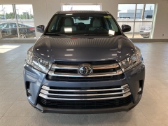 Used 2019 Toyota Highlander Limited V6 AWD (Natl) at Maxx Loans near St. Adrian, MI