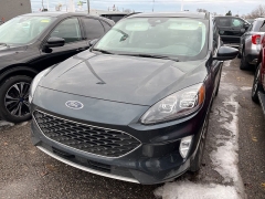 Used 2022  Ford Escape Titanium AWD at Maxx Loans near St&period; Adrian&comma; MI