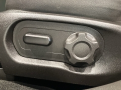 Used 2017  Ford Taurus SEL FWD at Maxx Loans near St&period; Adrian&comma; MI