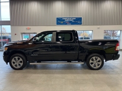 Used 2020  Ram 1500 Big Horn 4x4 Crew Cab 5'7" Box at Maxx Loans near St&period; Adrian&comma; MI