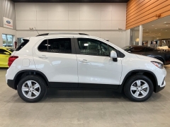 Used 2022  Chevrolet Trax AWD 4dr LT at Maxx Loans near St. Adrian, MI