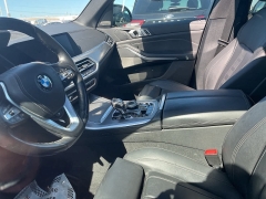 Used 2021 BMW X5 xDrive40i Sports Activity Vehicle at Suburban Ford of Sterling Heights near Sterling Heights, MI