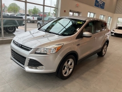 Used 2015 Ford Escape FWD 4dr SE at Suburban Ford of Sterling Heights near Sterling Heights, MI