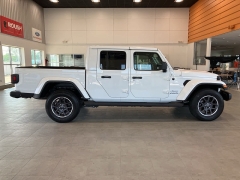 Used 2021 Jeep Gladiator Overland 4x4 at Maxx Loans near St. Adrian, MI