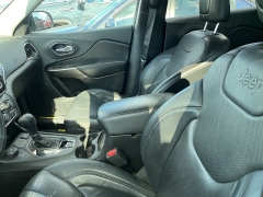 Used 2020  Jeep Cherokee Limited 4x4 at Maxx Loans near St. Adrian, MI