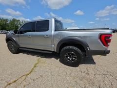 Used 2022  Ford F-150 4WD Raptor SuperCrew 5&period;5' Box at Maxx Loans near St&period; Adrian&comma; MI