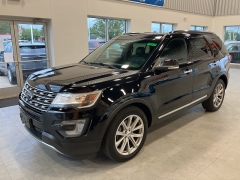 Used 2017 Ford Explorer 4d SUV 4WD Limited at Suburban Ford of Sterling Heights near Sterling Heights, MI