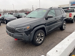 Used 2019  Jeep Cherokee Trailhawk 4x4 at Maxx Loans near St&period; Adrian&comma; MI