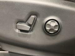 Used 2026  Chrysler Pacifica Limited FWD at Maxx Loans near St. Adrian, MI