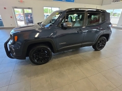 Used 2021  Jeep Renegade Limited 4x4 at Maxx Loans near St&period; Adrian&comma; MI