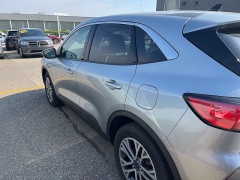 Used 2022 Ford Escape SEL AWD at Maxx Loans near ,